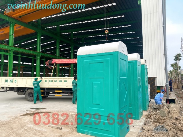 cho-thue-nha-ve-sinh-di-dong-khu-cong-nghiep-cai-lan (3)